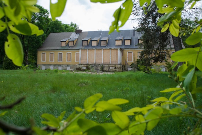 Dom na sprzedaż, Piaski Wielkie, 1640 m² | Morizon.pl | 5944